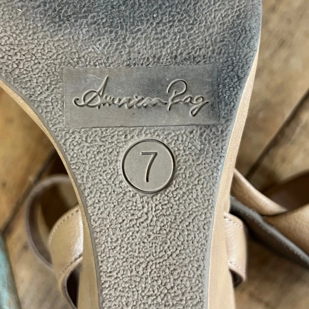 American Rag Women's Wedge Sandals Ankle Strap Zip Back Beige‎ Size 7